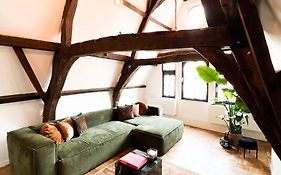 Nammos Home'S